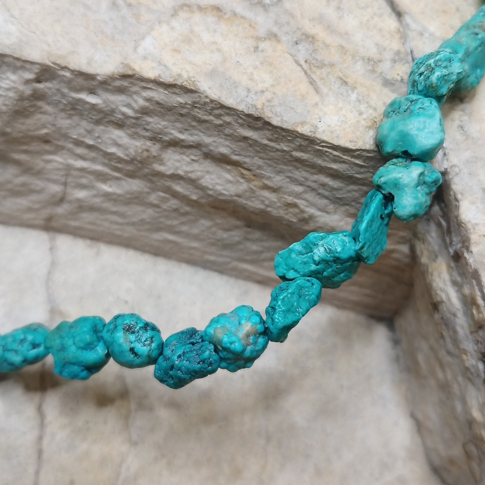 Turquoise necklaces with horse head pendant South Western - Picture 4 of 5
